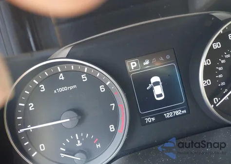 2018 Hyundai Elantra Sel из США, поврежденный, VIN 5NPD84LF8JH287268